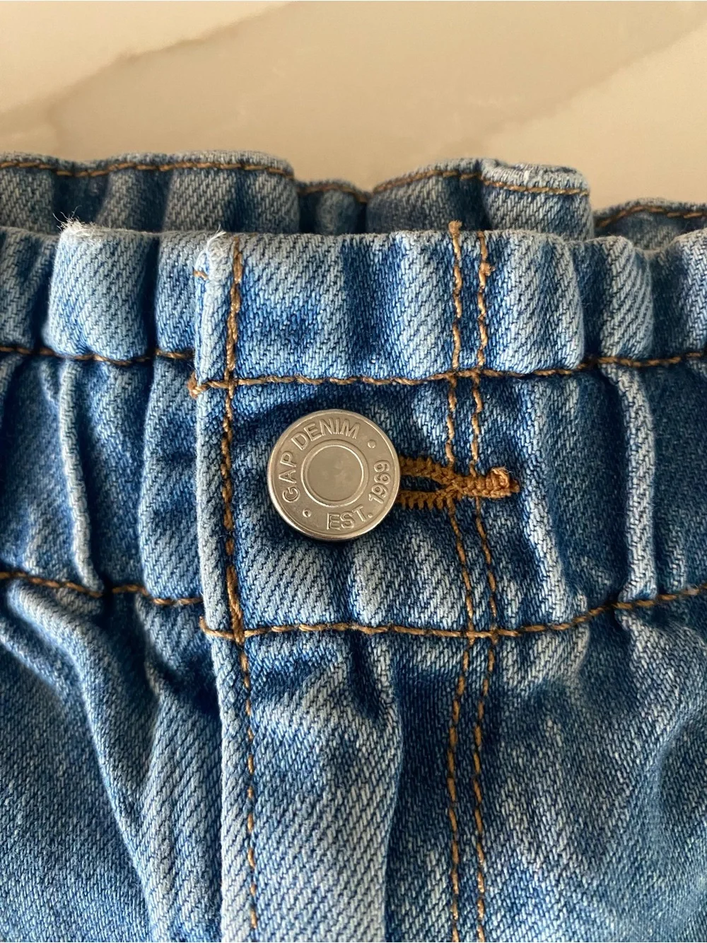 Disney baby gap Girls Minnie Mouse Daisy Duck embroidered 100% Denim Jeans 2T